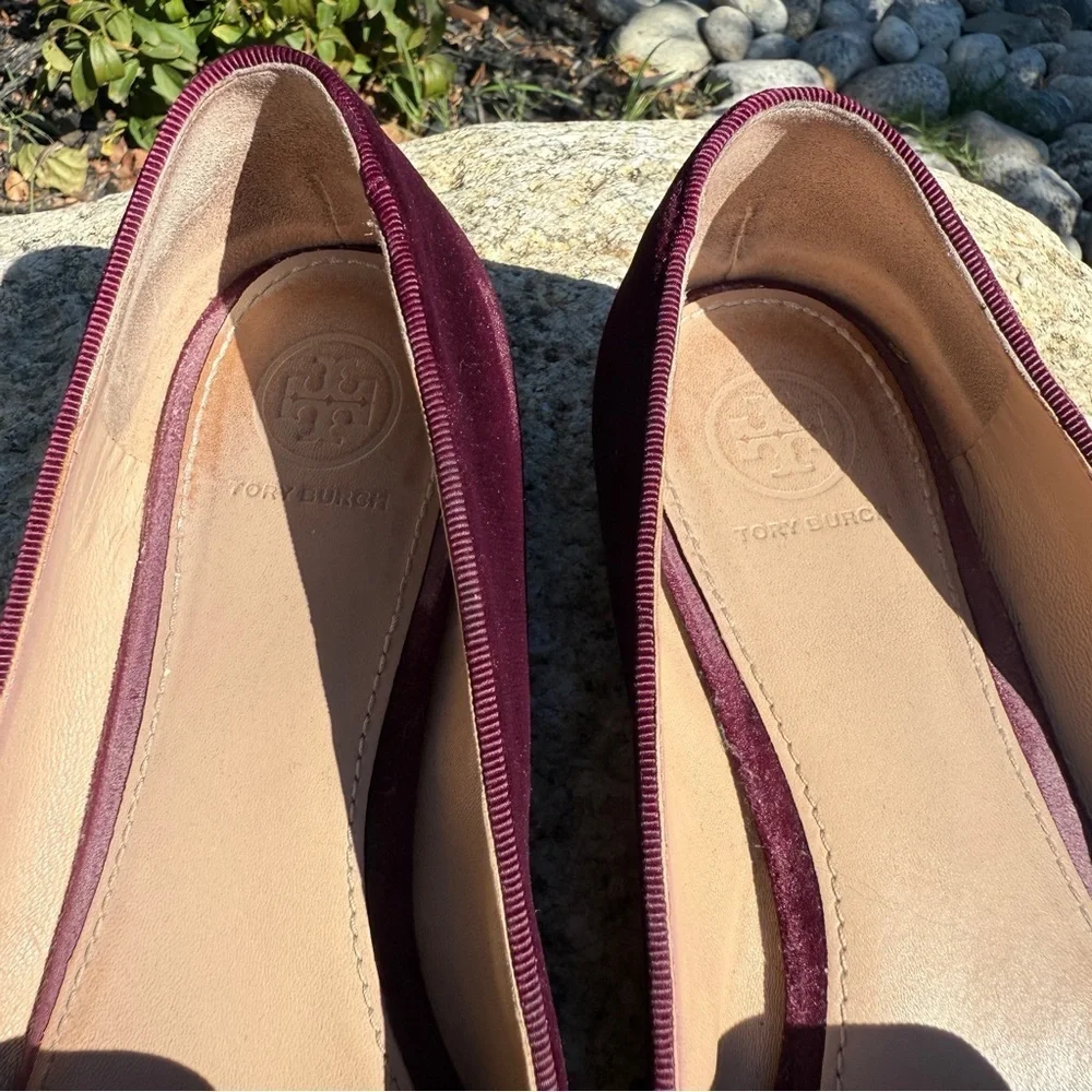 Tory Burch Women's Red Velvet Flats Size 8 Peace Bird Heart Sequins Casual